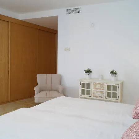 Lomas De Los Monteros By Interhome